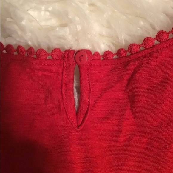 Women’s size extra large Saint John’s bay short sleeve red top with embroidery - Picture 6 of 8